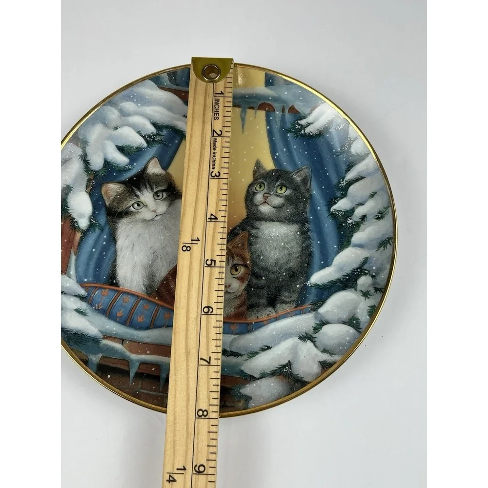 Franklin Mint Furry Flurry Cats Winter Snow Decor Plate Turi MacCombie Limited